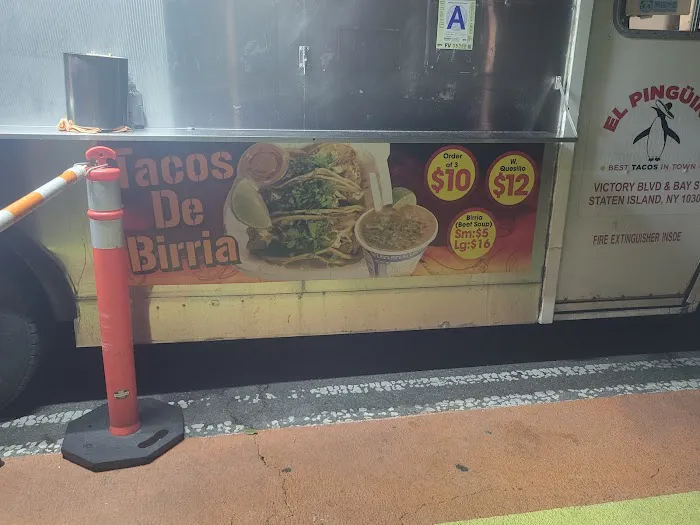 Tacos El Pinguino Picture 8