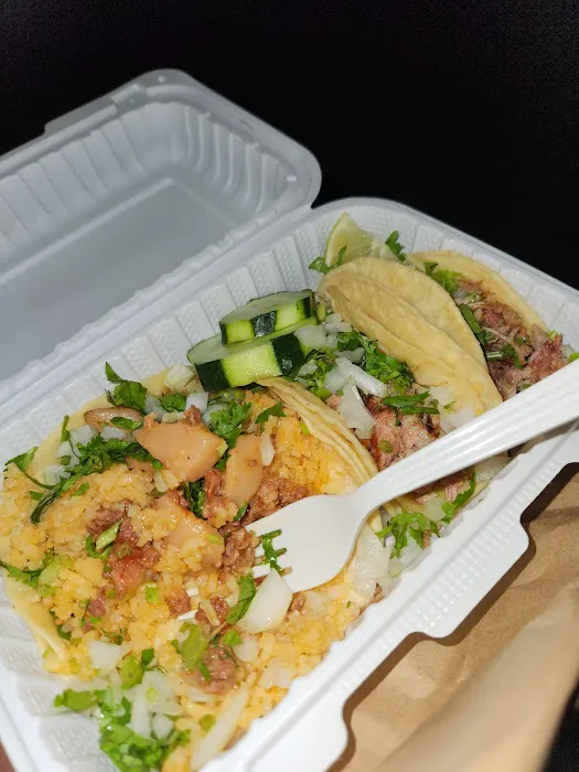 Tacos El Pinguino Picture 2