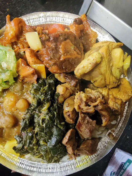 Shorty's Roti Shop Picture 4