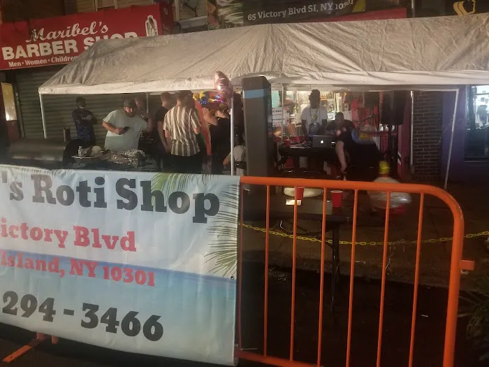 Shorty's Roti Shop Picture 2