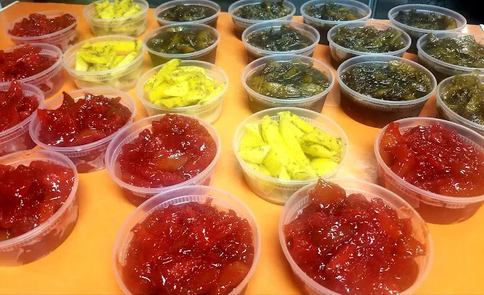 Shorty's Roti Shop Picture 8