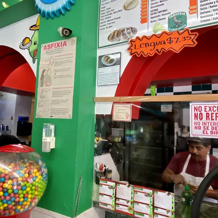 Taqueria El Gallo Azteca Picture 3