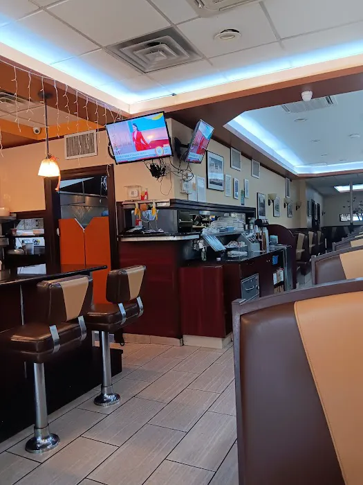 Dale Diner Picture 1