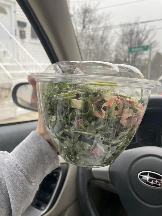 The salad junkie Picture 4