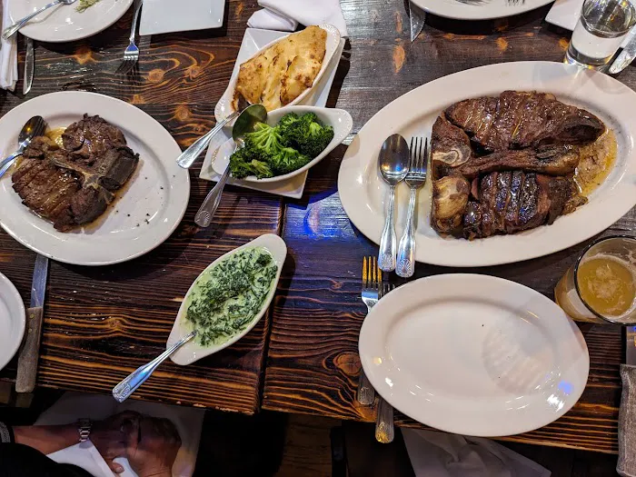 Ruddy & Dean American Steakhouse Picture 3