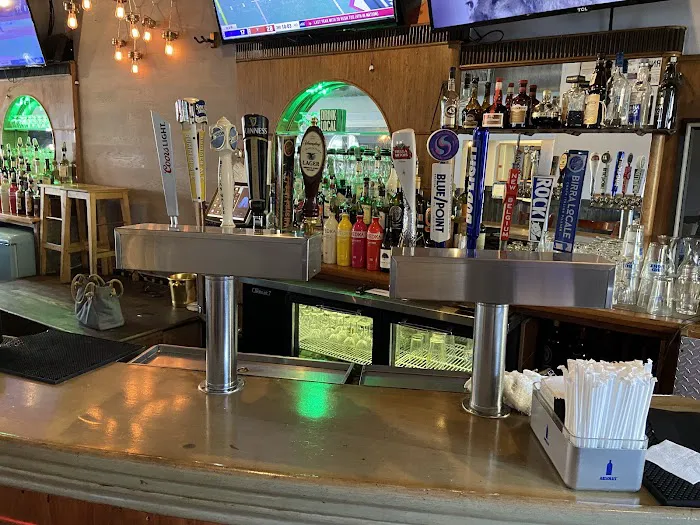 The LocaL Picture 10