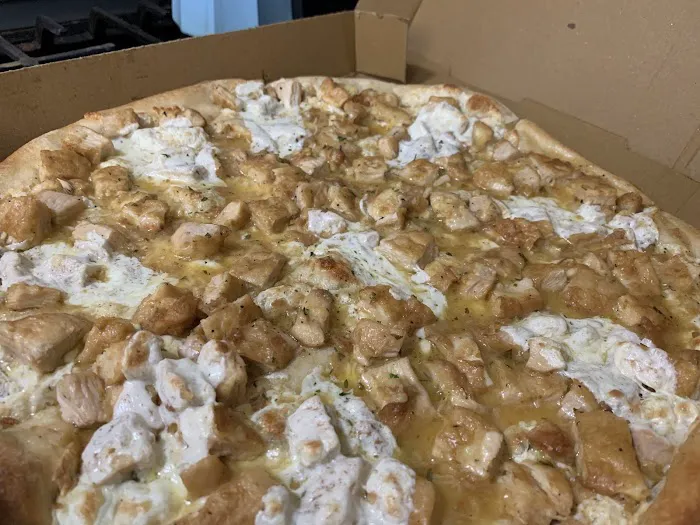 Justinos Pizza Picture 5