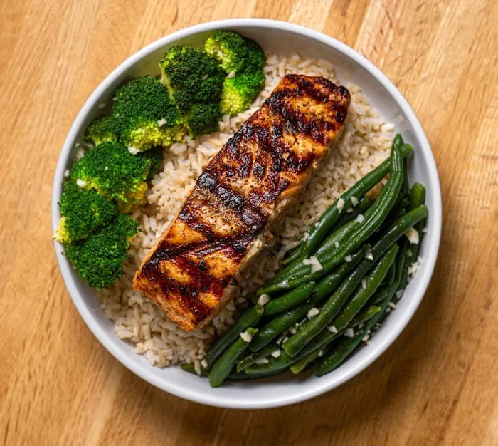 La Rosa Chicken & Grill Restaurant - Guyon Avenue Picture 3