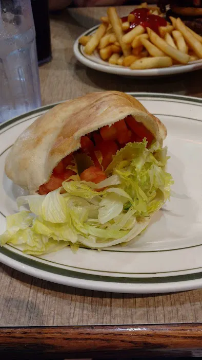 Oakwood Diner Picture 1