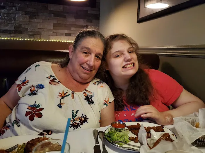 Oakwood Diner Picture 3