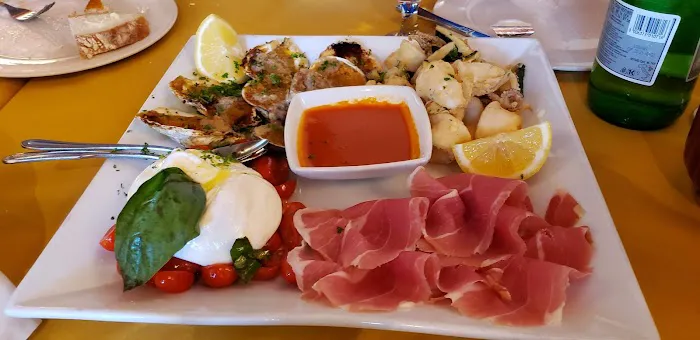 Villa Paradiso Ristorante Italiano Picture 7