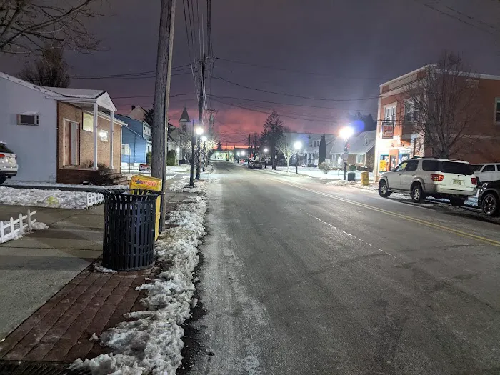 Lucia's Pizzeria Picture 1