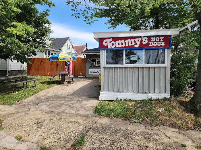Tommy's Hot Dogs Picture 10