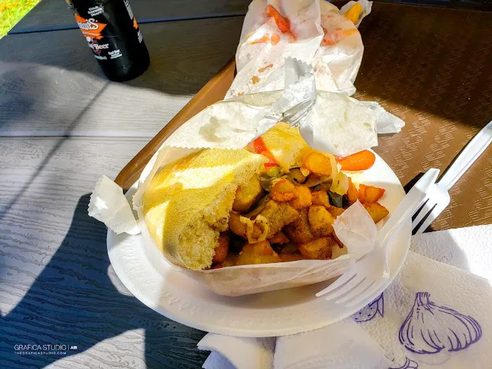 Tommy's Hot Dogs Picture 7