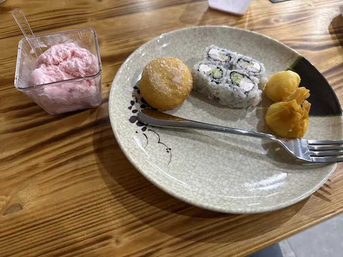 Mongolian&Sushi Picture 5