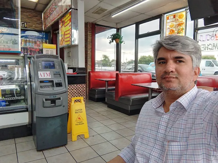 Jezif Fried Chicken & Pizza (Halal) Picture 9