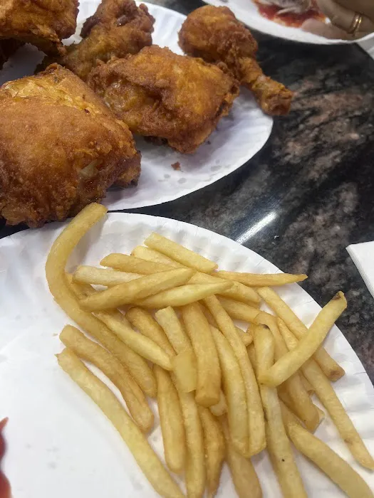 Jezif Fried Chicken & Pizza (Halal) Picture 2