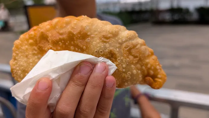 Hazel's 423 Food Truck Picture 4