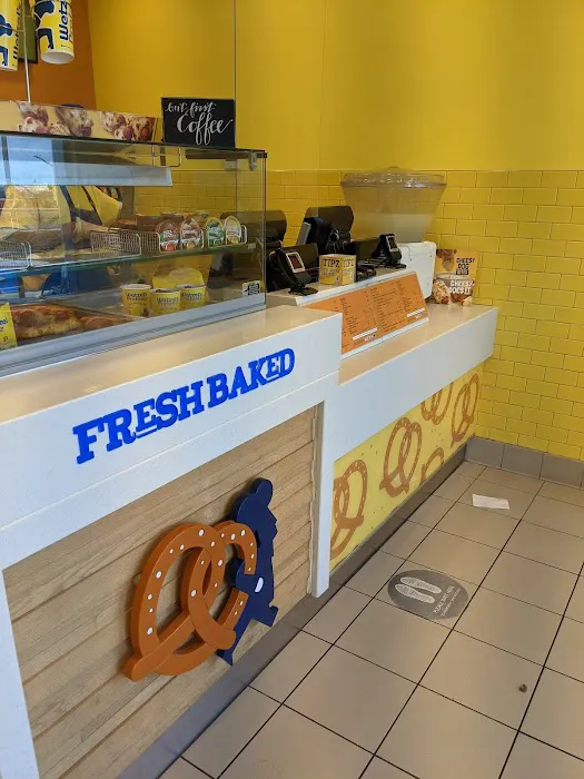 Wetzel's Pretzels Picture 6