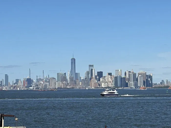 River Dock Cafe Picture 6