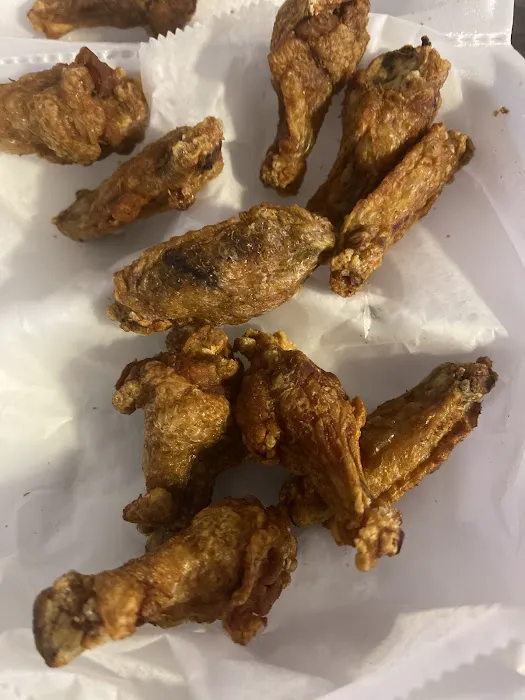 Planet Wings we deliver Picture 2