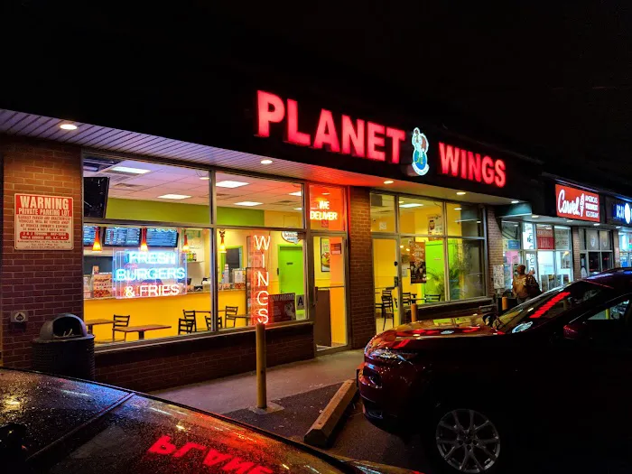 Planet Wings we deliver Picture 3