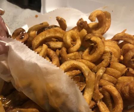 Planet Wings we deliver