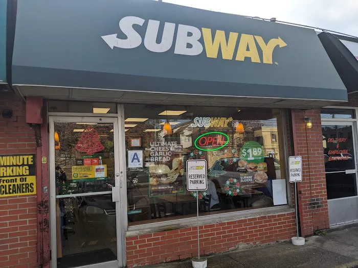 Subway - Staten Island - 3885 Picture 9