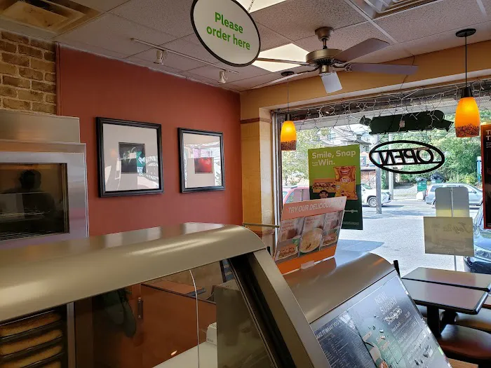 Subway - Staten Island - 3885 Picture 6