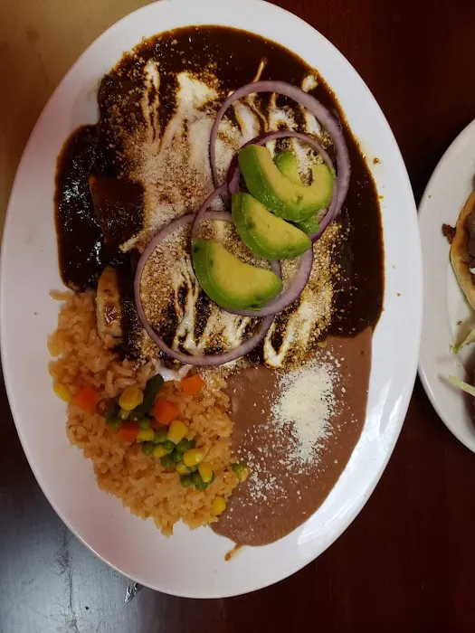 El Aguila Dorada Picture 2