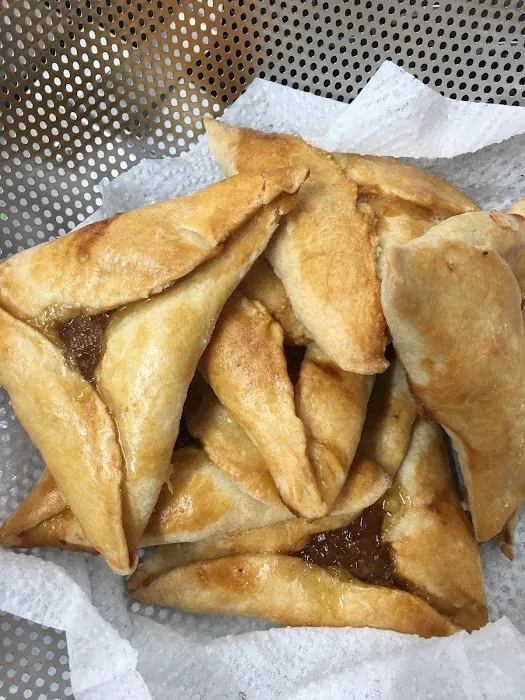 Angelo's Best Chili Dogs N Mama's Kitchen Picture 5