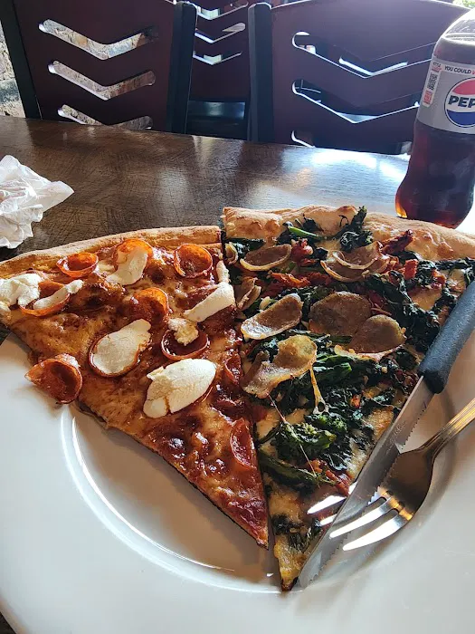 La Guardiola Gourmet Pizzeria & Bistro Picture 7