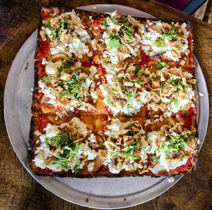 La Guardiola Gourmet Pizzeria & Bistro Picture 6