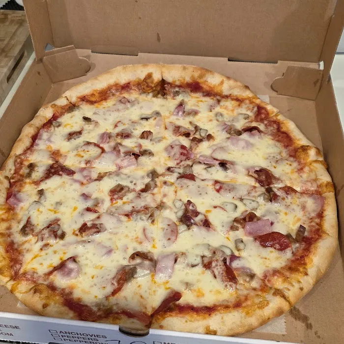 Fontana Pizza & Restaurant Picture 2