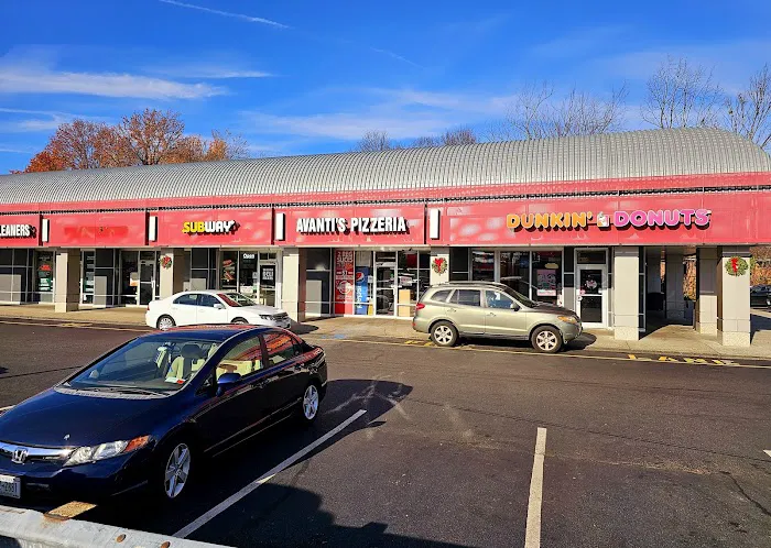 Avanti's Pizzeria Picture 8