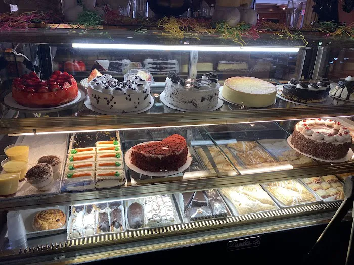 Mike's Unicorn Diner Picture 5