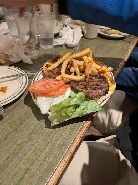 Mike's Unicorn Diner Picture 8