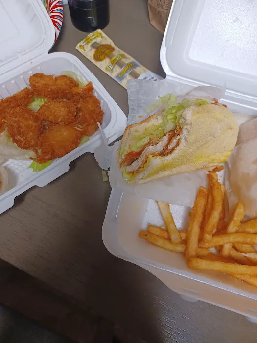 Bayonne BBQ & Wings Picture 2