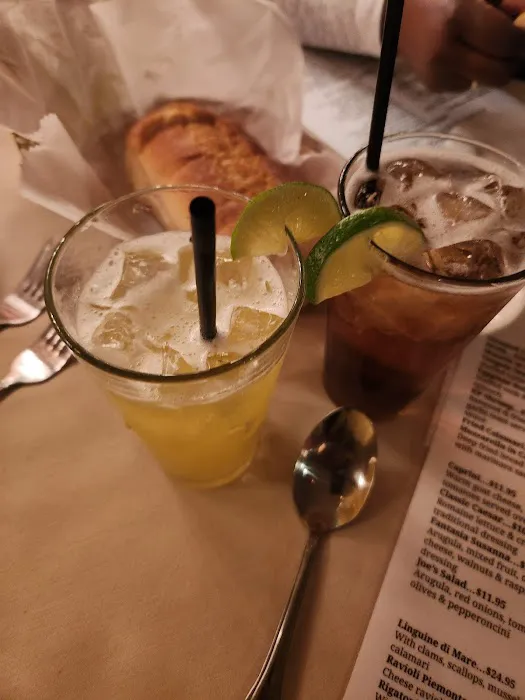 KP Sarelli's Picture 4