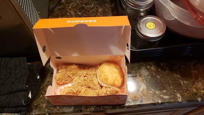 Popeyes Louisiana Kitchen Picture 9