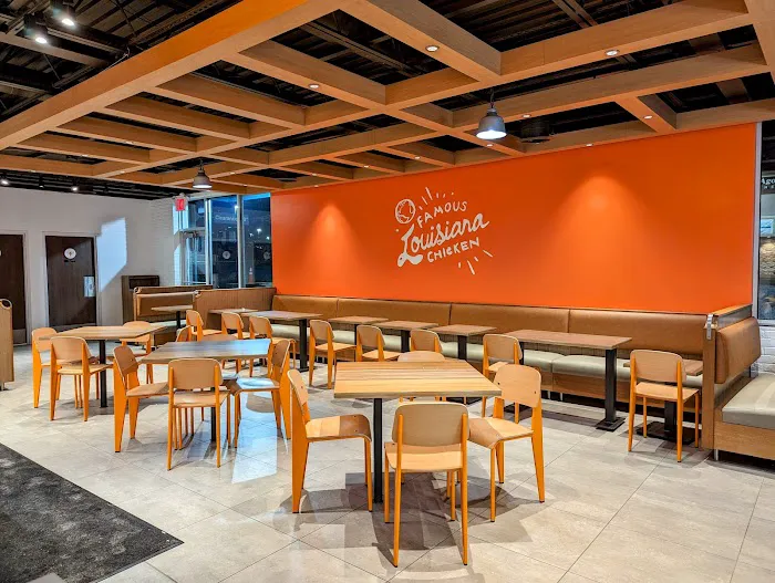 Popeyes Louisiana Kitchen Picture 1