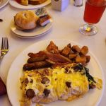 Lorenzo’s Restaurant, Bar & Cabaret