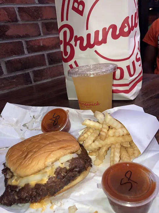 Brunswick Burger House Picture 3