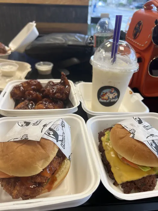 Staten Island House of Wings Picture 5