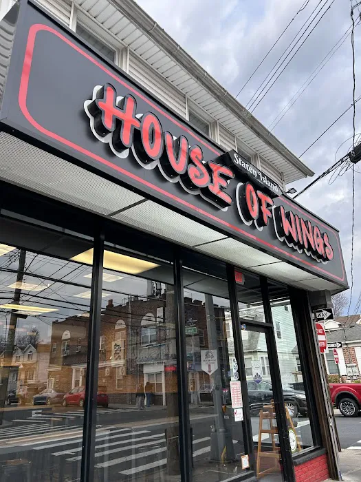 Staten Island House of Wings Picture 8