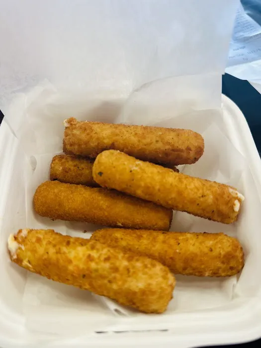 Staten Island House of Wings Picture 7