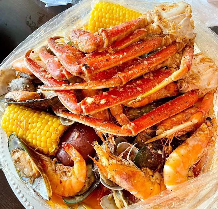 Wild Crab House Picture 7