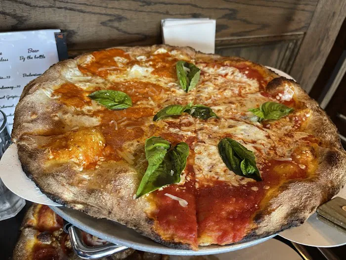 Ungaro Coal Fired Pizza Cafe Picture 10