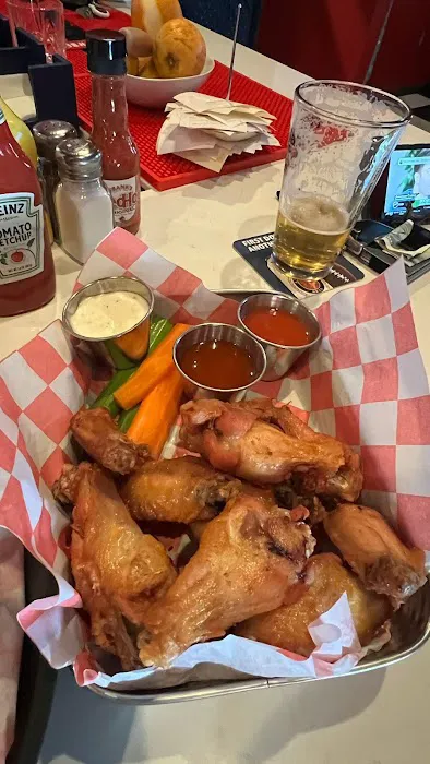 Cherries Sports Bar and Grill Picture 1