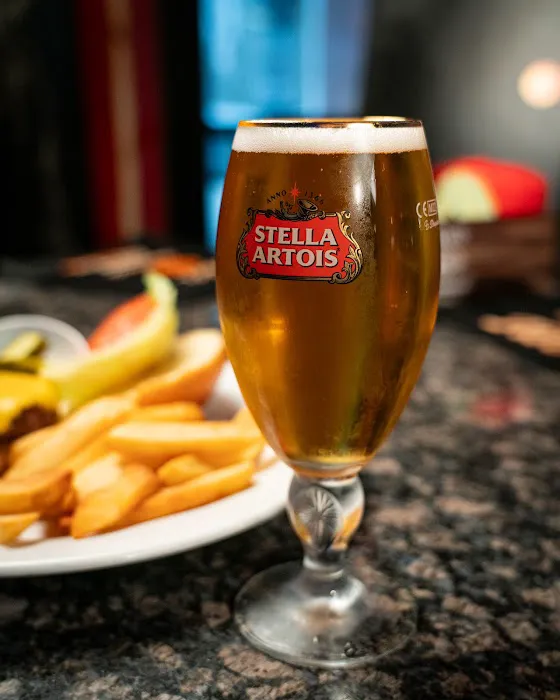 Bardi's Bar and Grill Picture 10